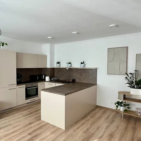 Harmonie - Modern Near Center With Free Private Parking Lägenhet